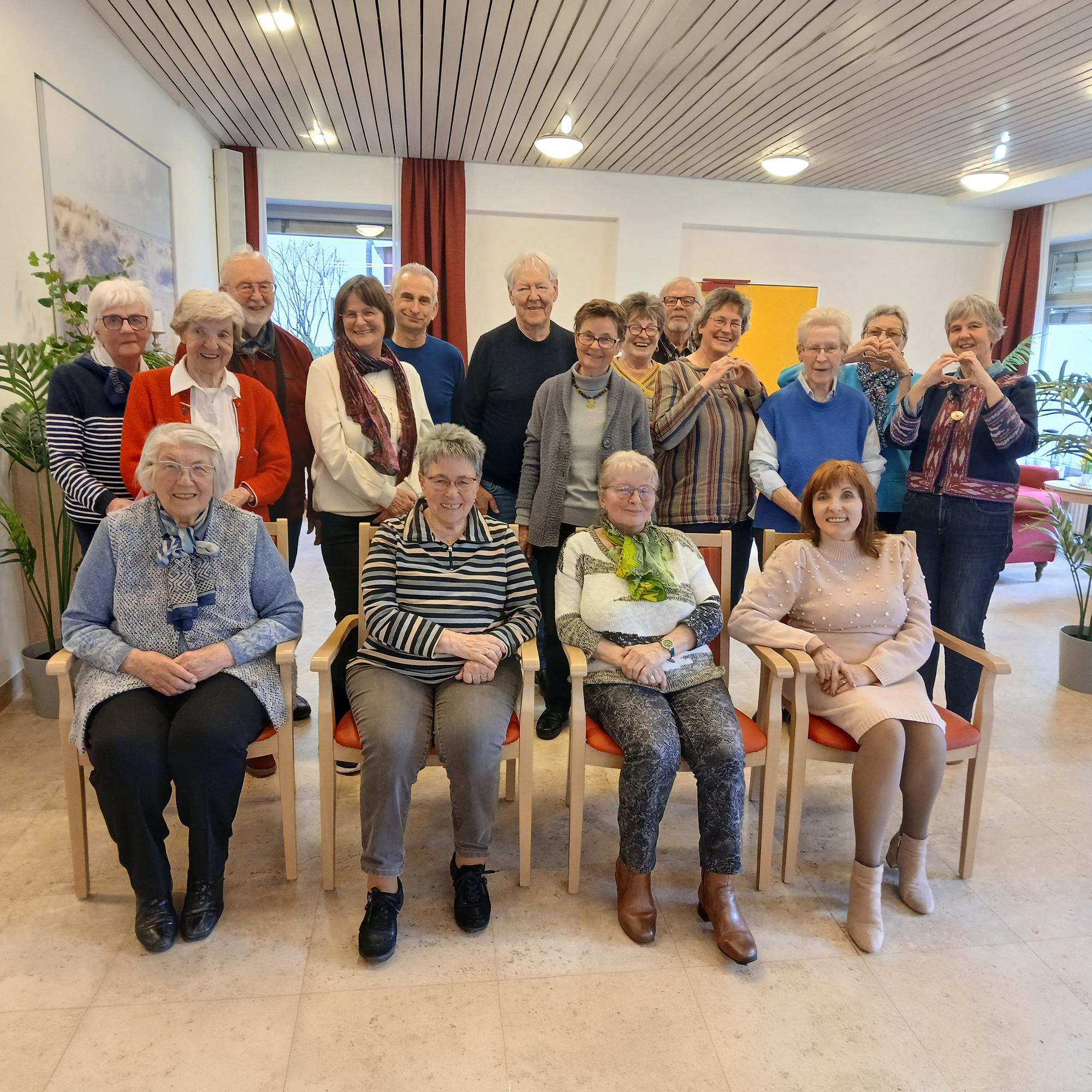 Gruppenbild aller ehrenamtlichen Helfer